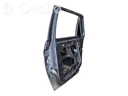 Aizmugurējās durvis