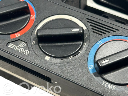 Блок управления кондиционером/климат-контролем/отоплением салона (в салоне)