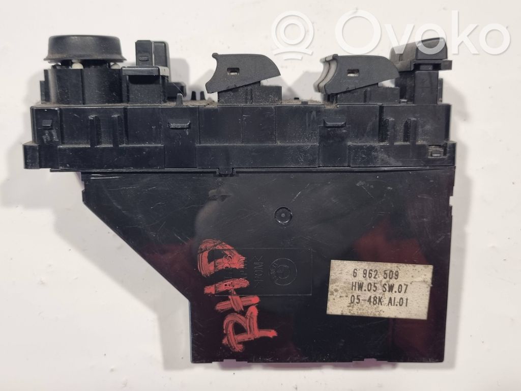 Elektrisko logu slēdzis