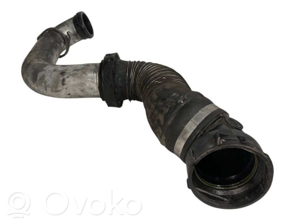 Шланг(и)/труба(ы) интеркулера