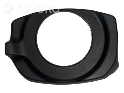 Steering axle trim