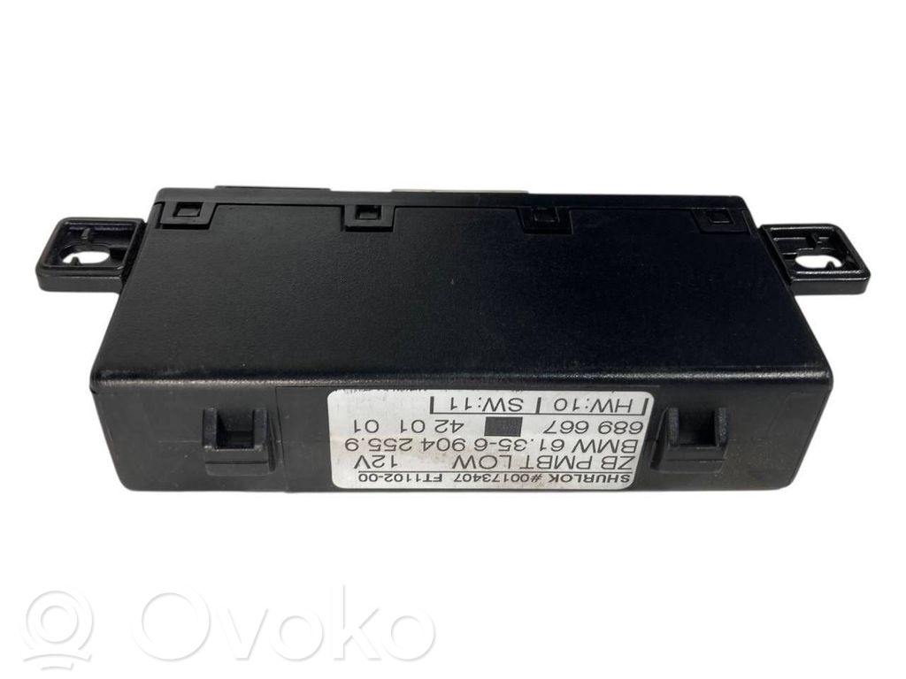 Durvju vadības bloks