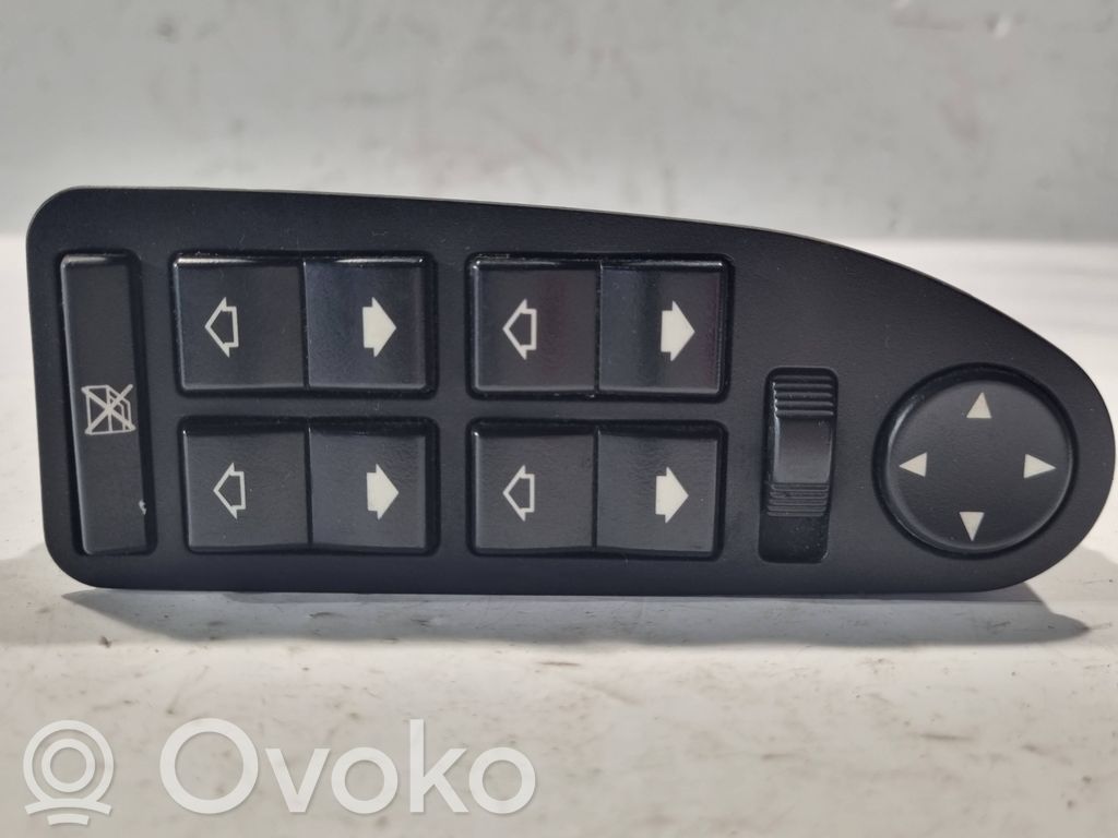 Window lift control switch(es)