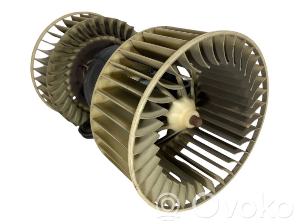 Small radiator fan