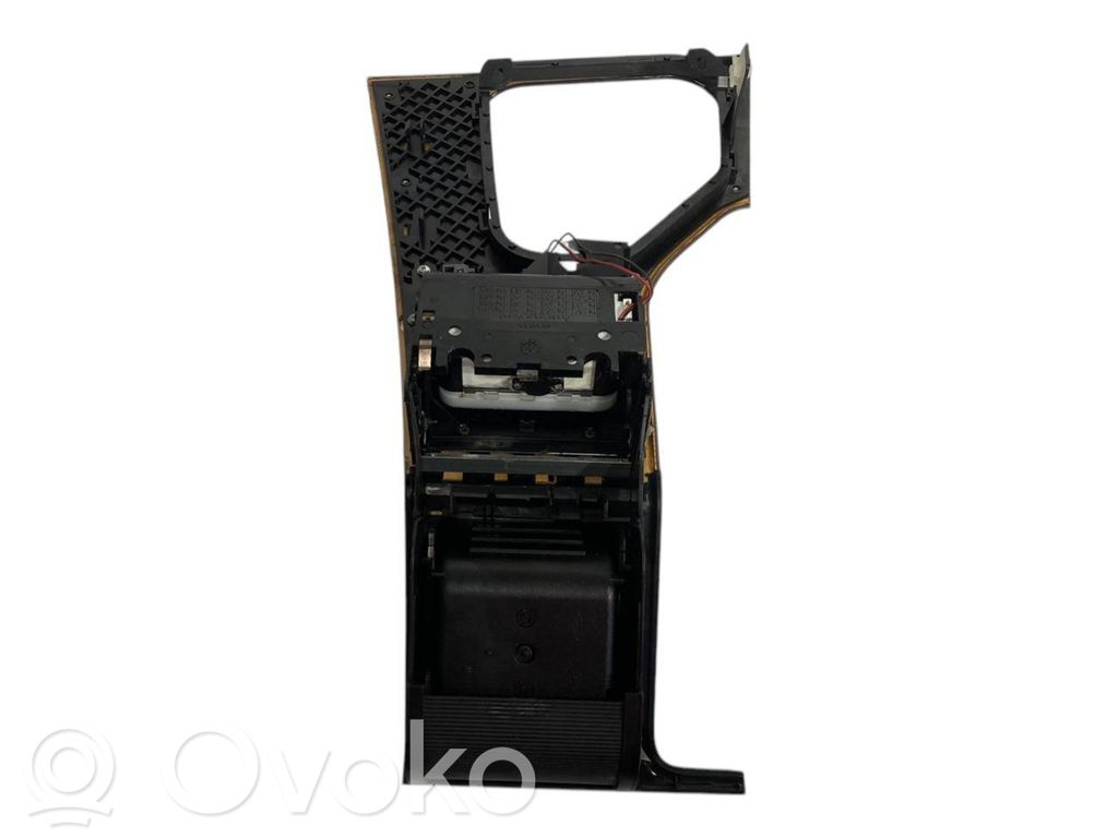 Отделка панели