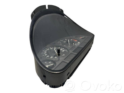 Speedometer (in the instrument panel)