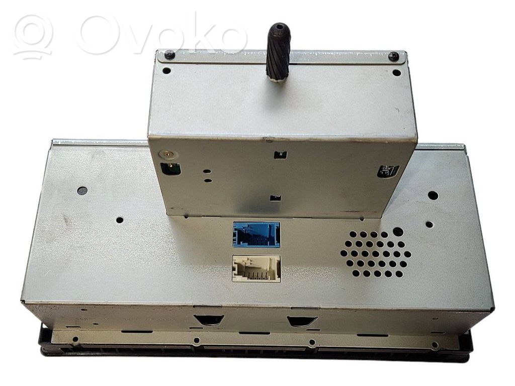 Радио / CD/DVD-плеер / навигация