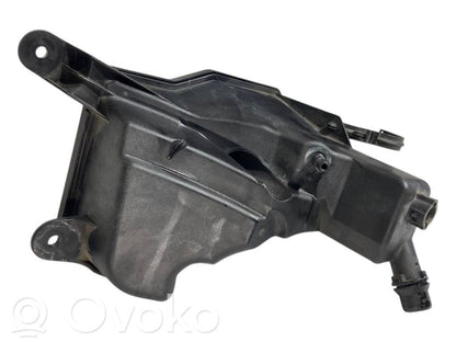 Dzesēšanas šķidruma izplešanās tvertne