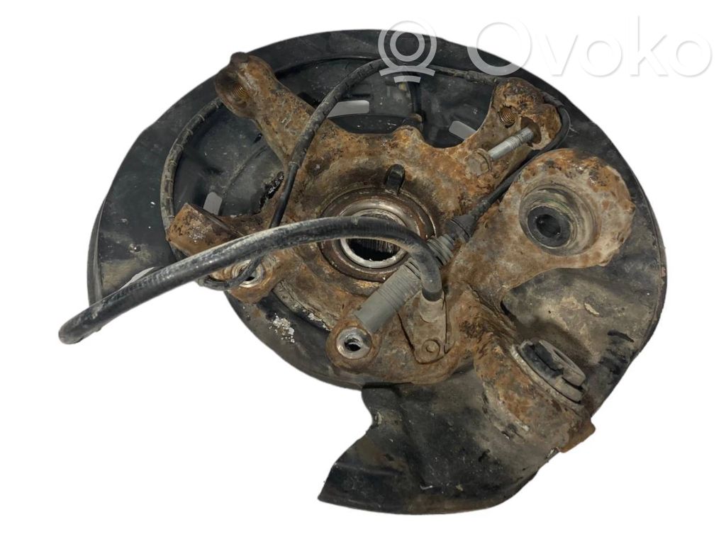 Aizmugurē riteņa rumbas vārpstas šarnīrs (stupica, capfa)