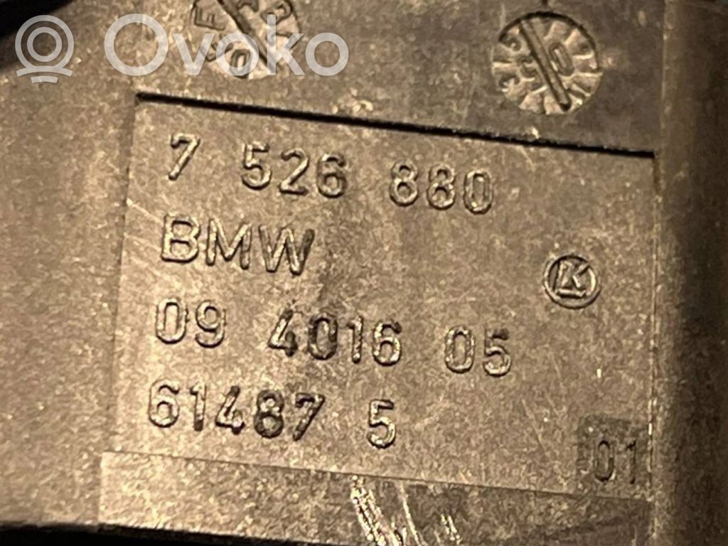 Priekšējo durvju vadu instalācija