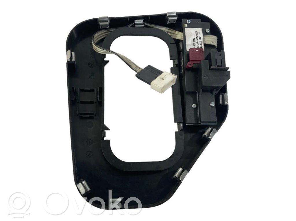 Gear shift lever decorative trim (plastic)
