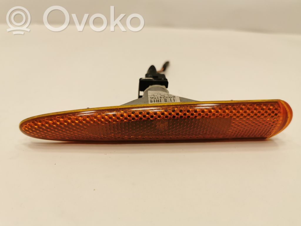 Wing turn signal light