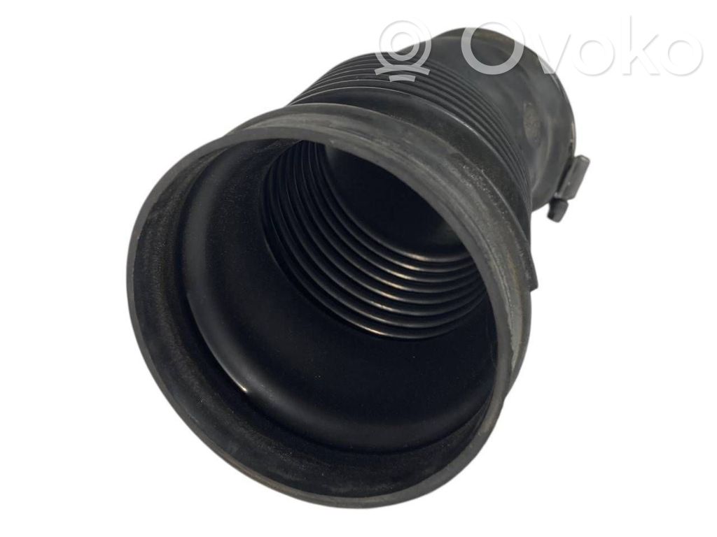 Šļūtene (-es) / caurule (-es)