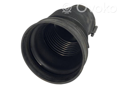 Šļūtene (-es) / caurule (-es)