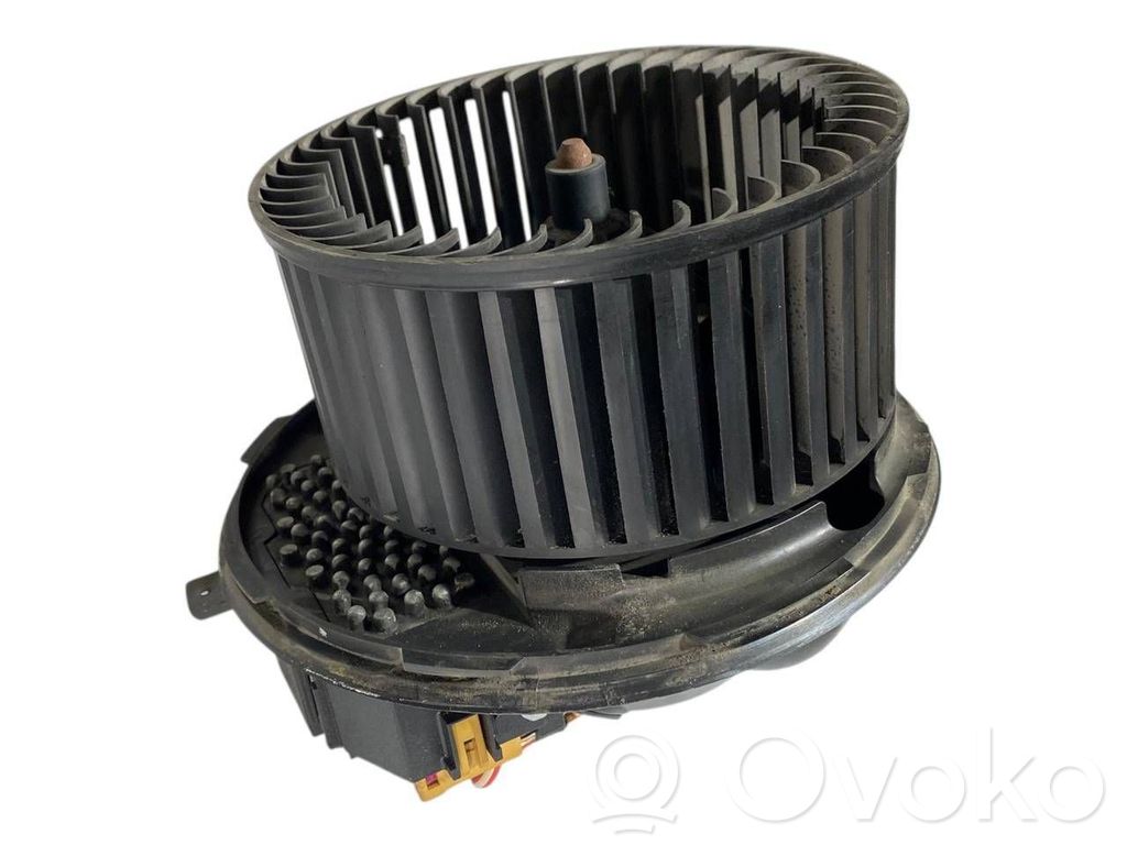 Mazā radiatora ventilators