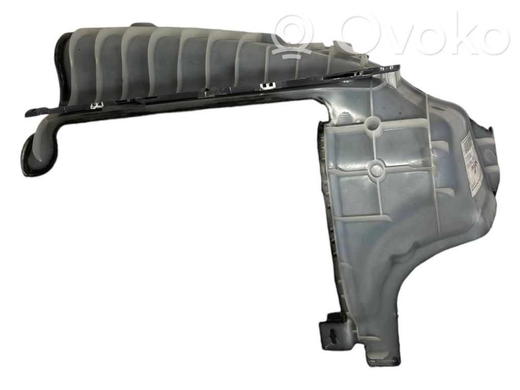 Другой тип декоративной отделки багажника