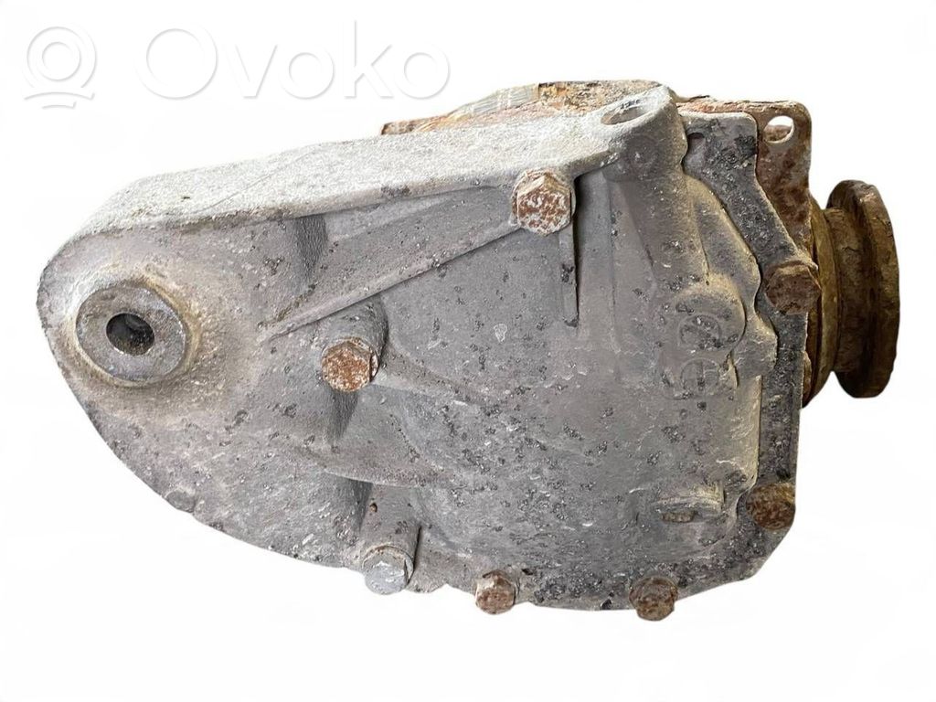 Aizmugurējais reduktors