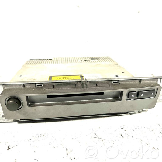 Радио / CD/DVD-плеер / навигация