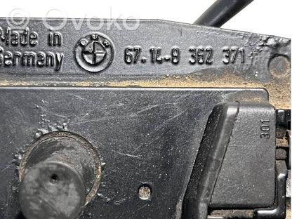 Aizmugurējā pārsega pievilcējs