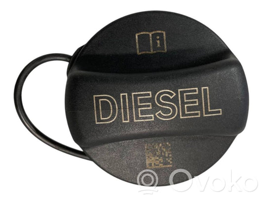 Aizskrūvējams degvielas tvertnes vāciņš