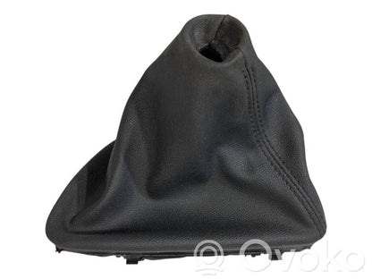 Декоративная отделка рычага переключения передач (кожа, наконечник)