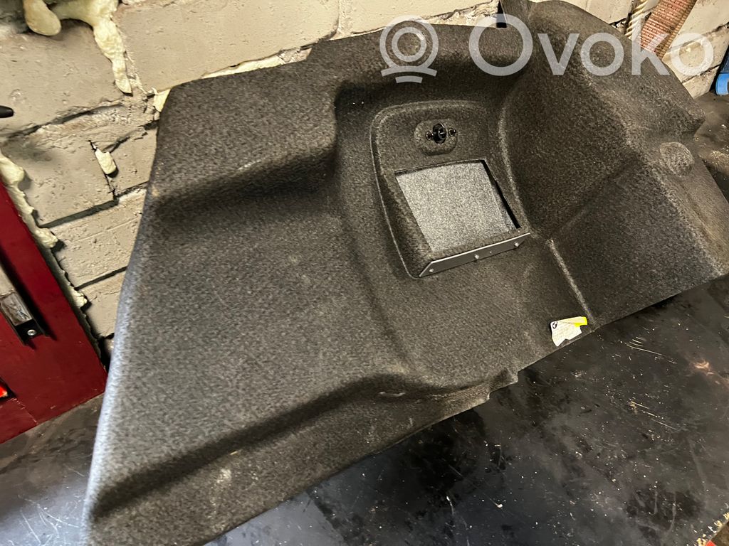 Боковая декоративная панель отделки