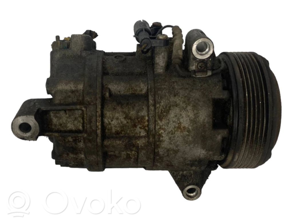 Air conditioner compressor (pump)