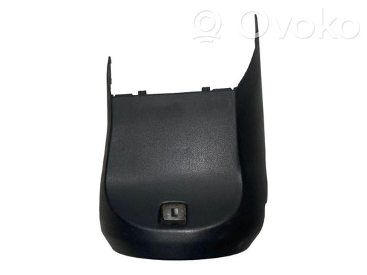 Stūres ass dekoratīvā apdare