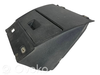Front luggage compartment