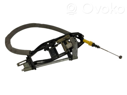 Держатель/кронштейн для внешней ручки открывания спереди