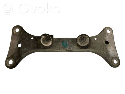 Кронштейн крепления трансмиссии