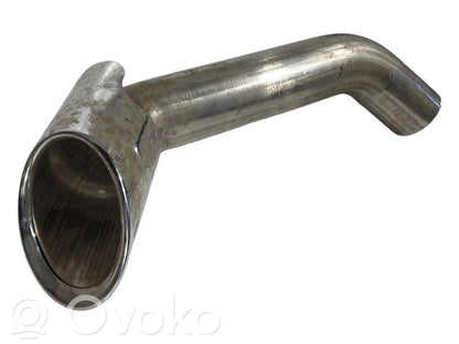 Exhaust surround trim