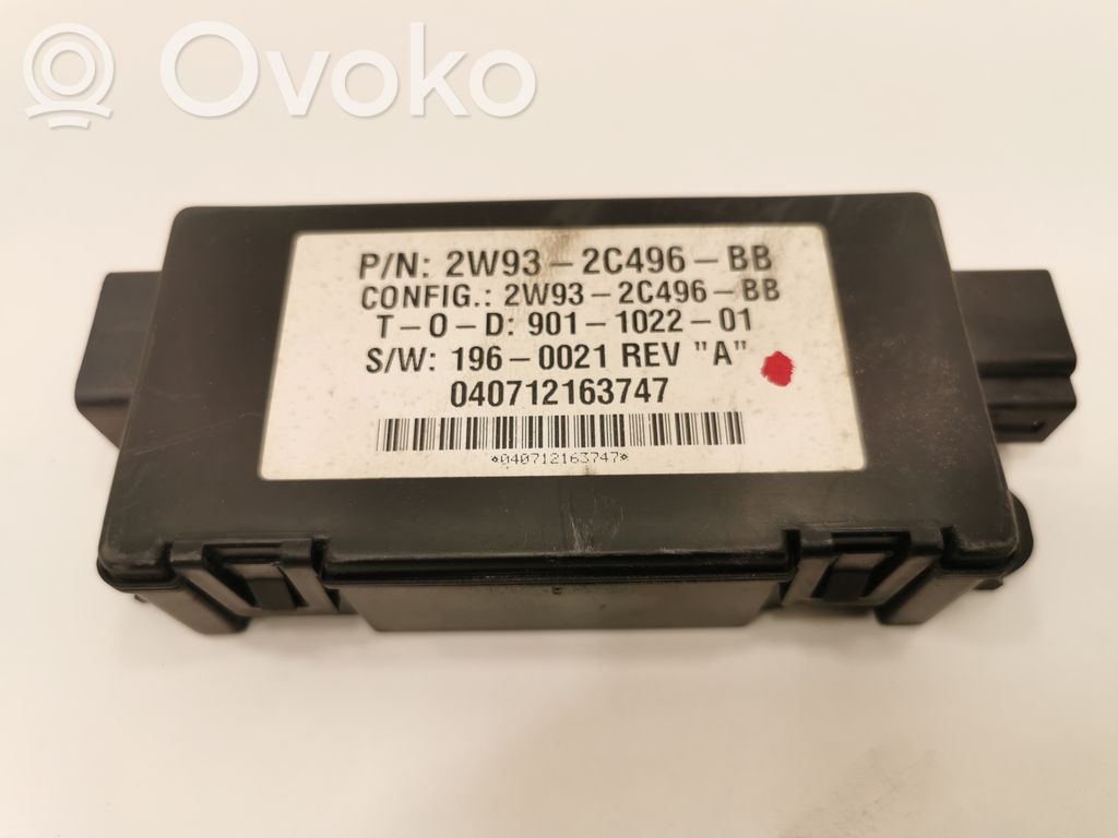 Rokas bremžu vadības modulis