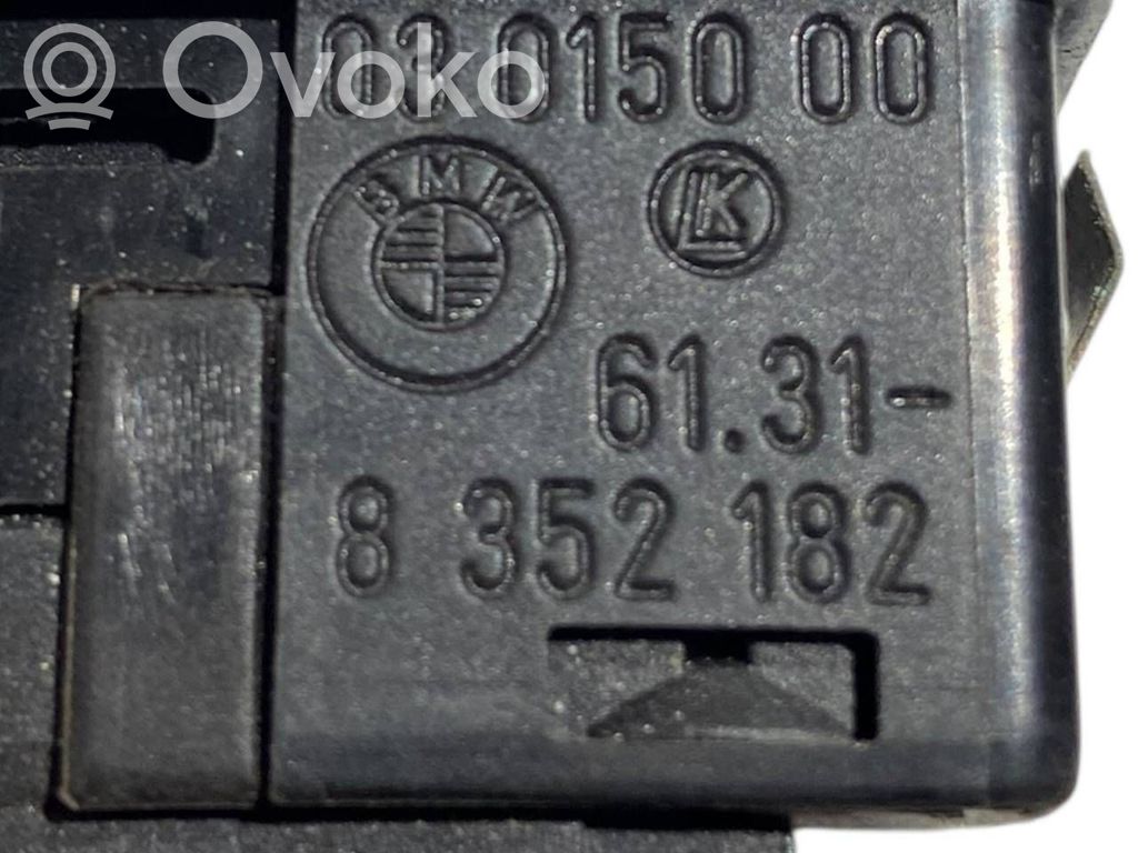 Jumta lūkas slēdzis