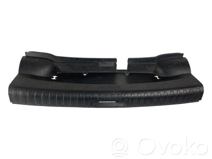 Trunk sill trim