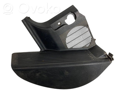 Side decorative trim for the footwell
