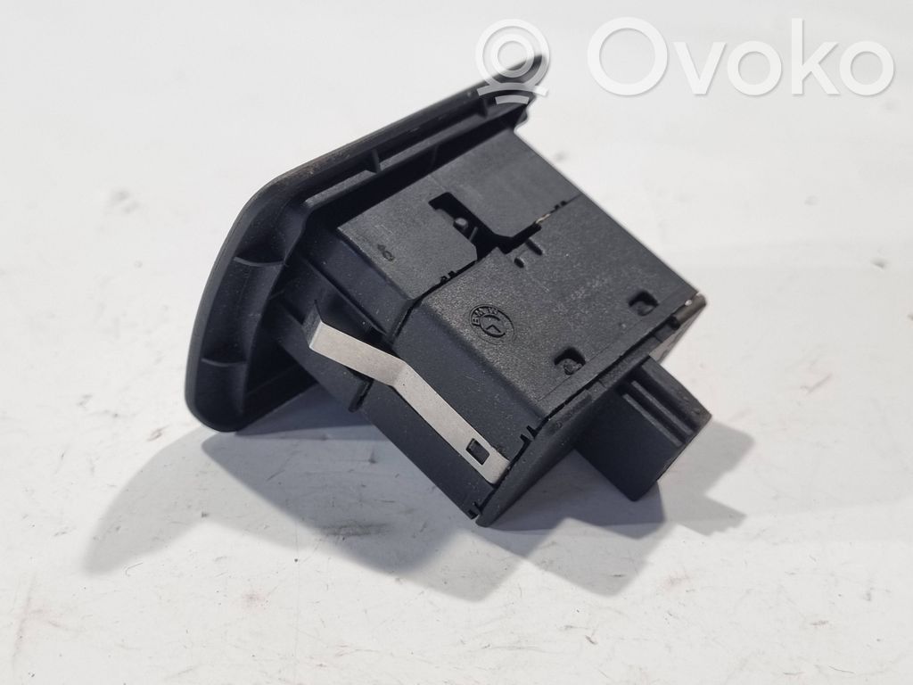 Power window switch