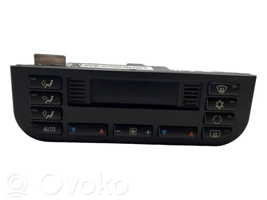 Gaisa kondicioniera / klimata kontroles / salona apsildes vadības bloks (salonā)