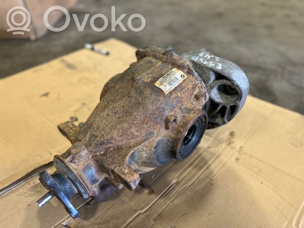 Aizmugurējais reduktors