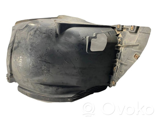 Lower wing