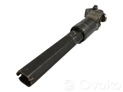 Stūresrata ass krustsavienojums