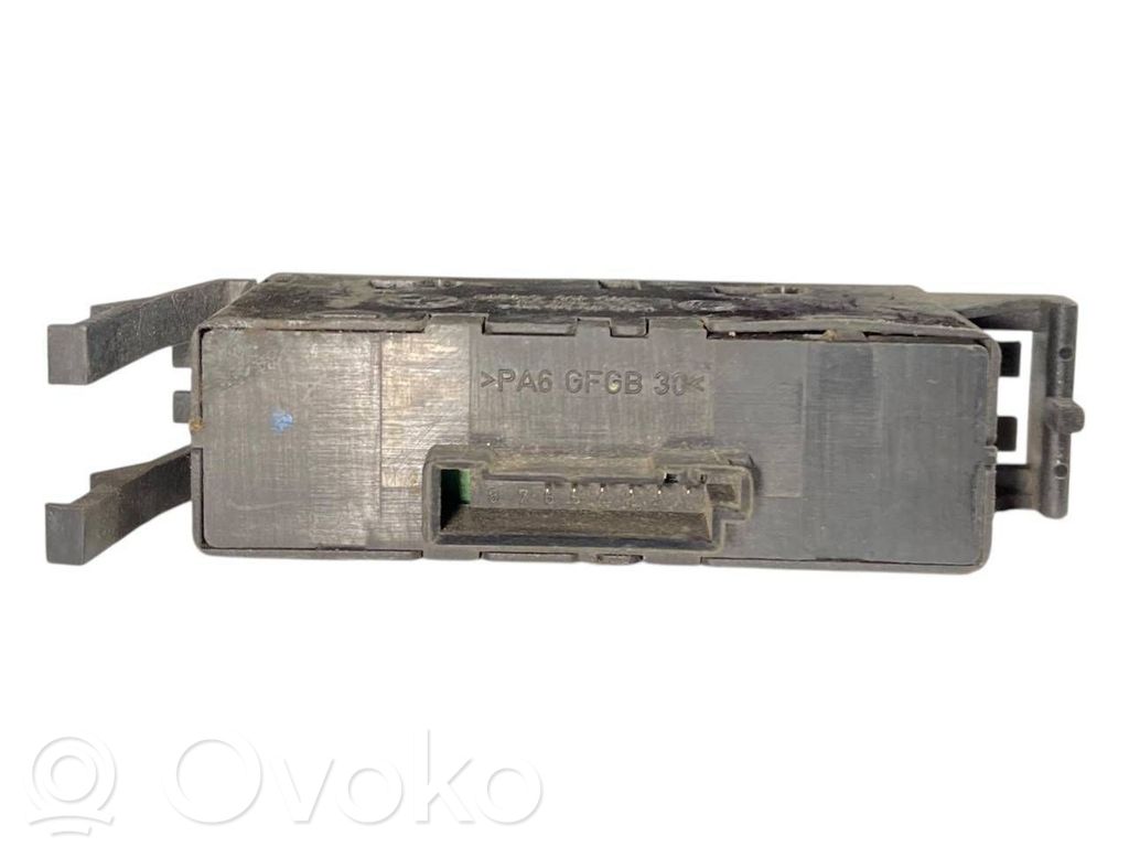 Elektrisko logu slēdzis