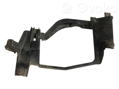 Priekšējā luktura turētājs