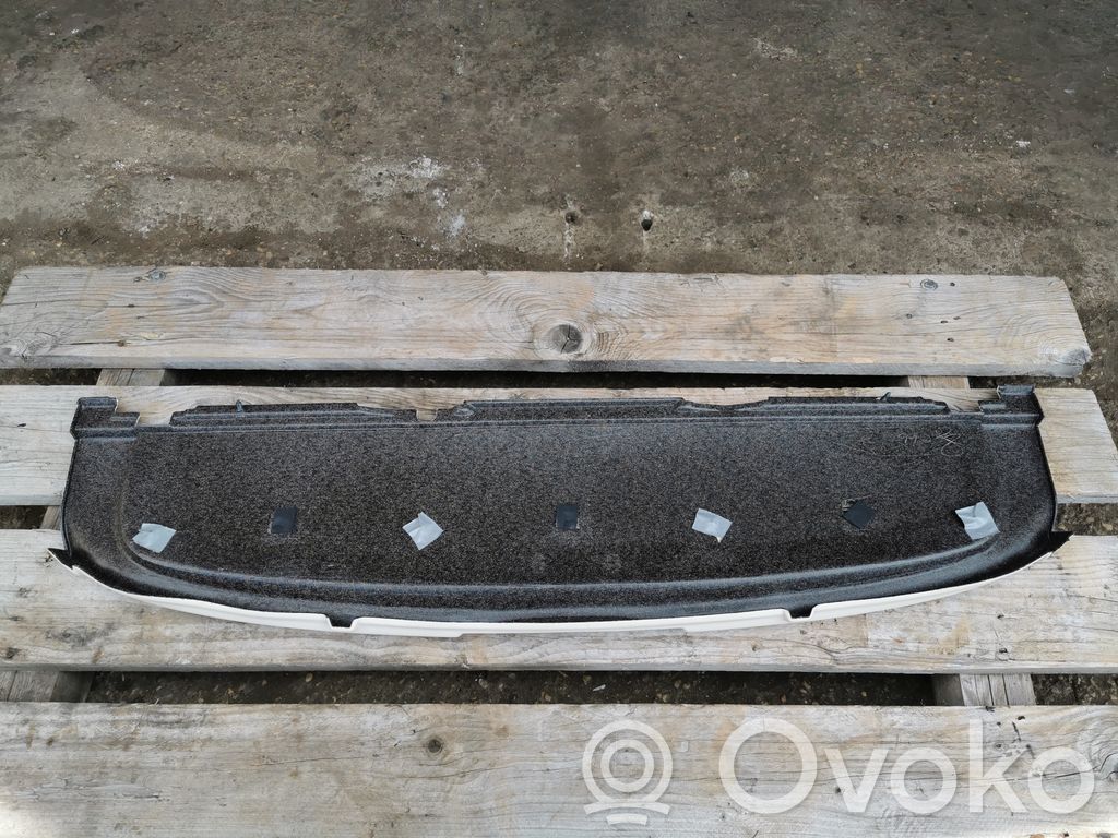 Mehānisks aizmugurējā loga aizkars