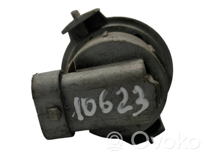 Priekšējā luktura detaļa