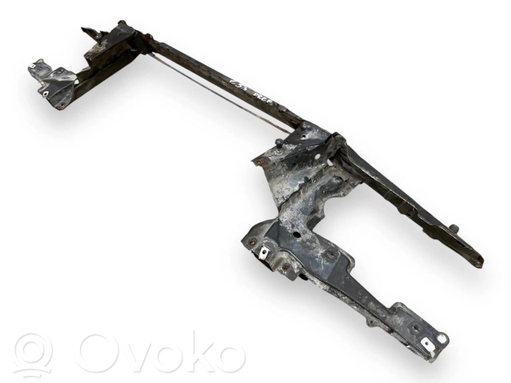 Radiatoru paneļa augšējā daļa (televizors)