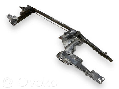 Radiatoru paneļa augšējā daļa (televizors)