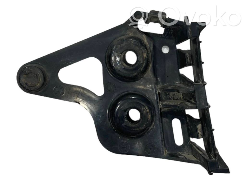 Aizmugurējā bufera montāžas kronšteins