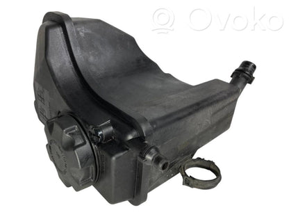 Dzesēšanas šķidruma izplešanās tvertne