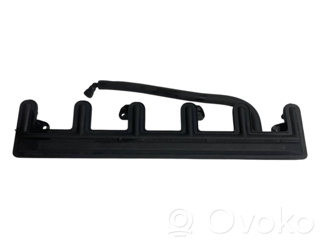 Degvielas caurulīte (-es)